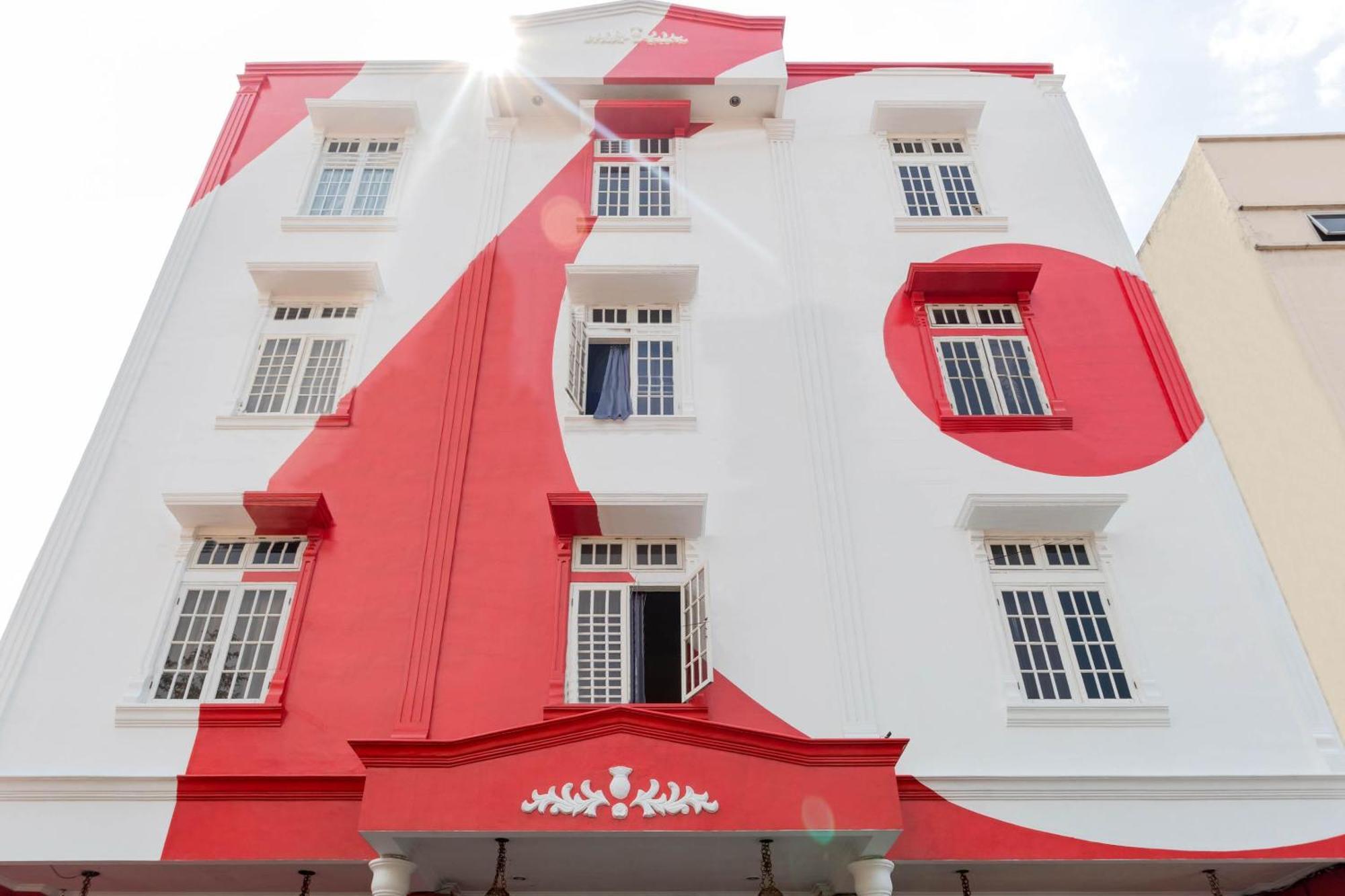 Oyo 1111 Pasar Baru Inn Jakarta Eksteriør bilde